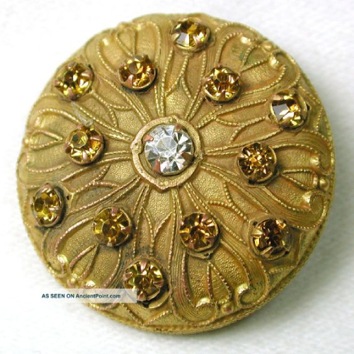 Deluxe Antique Brass Button Manufacturers in Poland